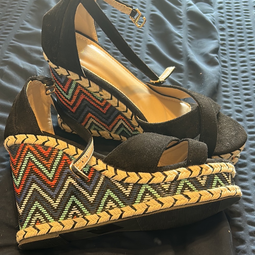 Women’s shoes
